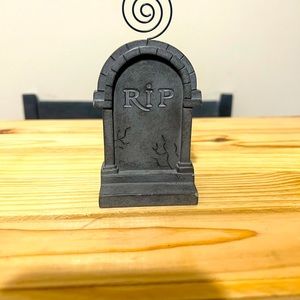 New Halloween Tombstone photo holder